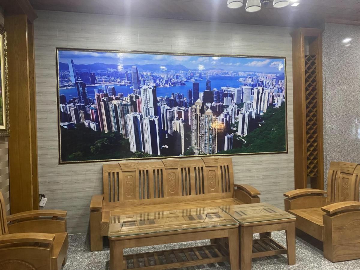 Hoang Quan Khách sạn tình yêu