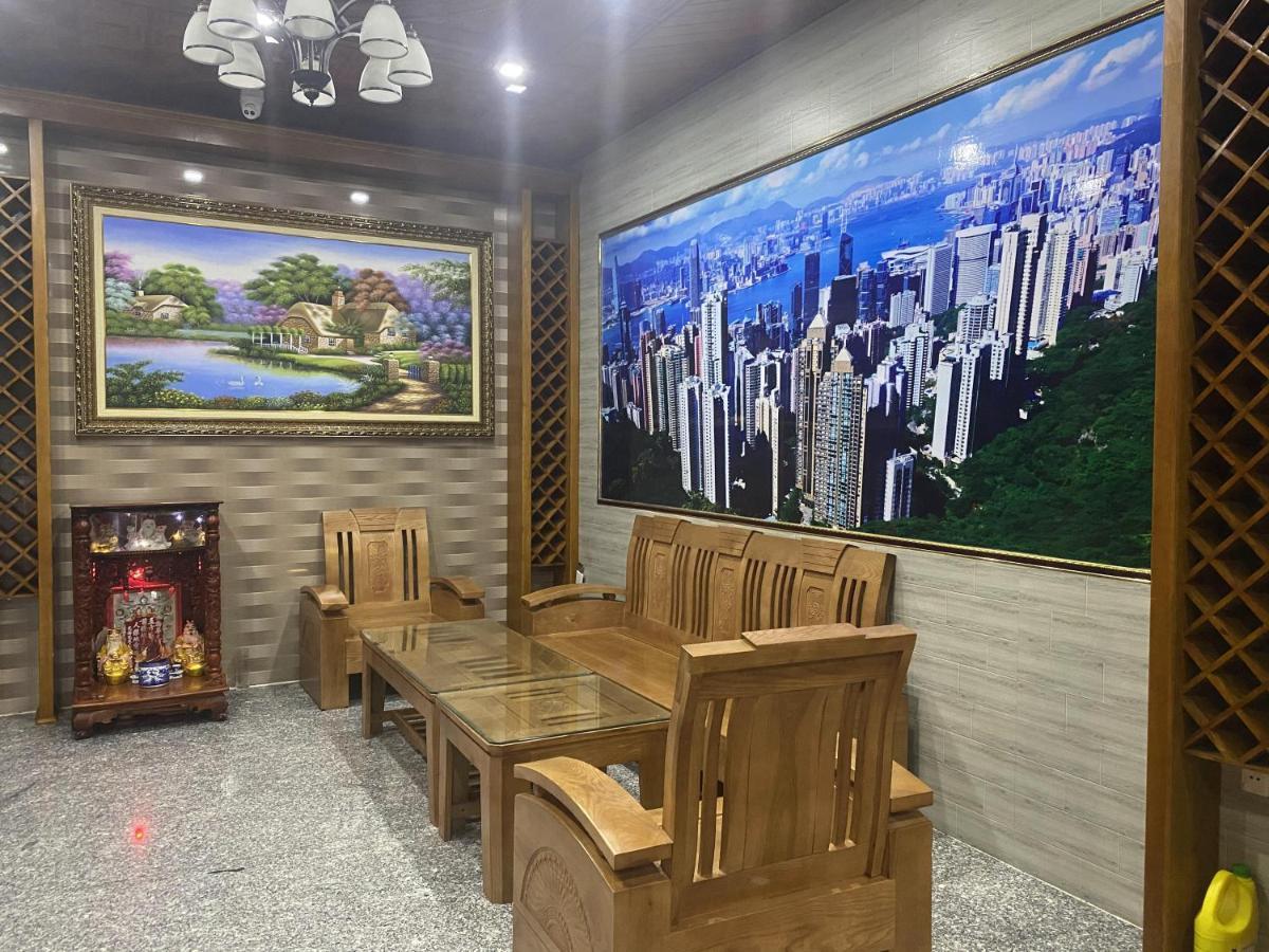 Hoang Quan Khách sạn tình yêu *